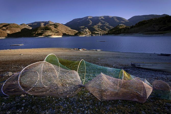 Hike Lake Castle and Good Food! - FAQs