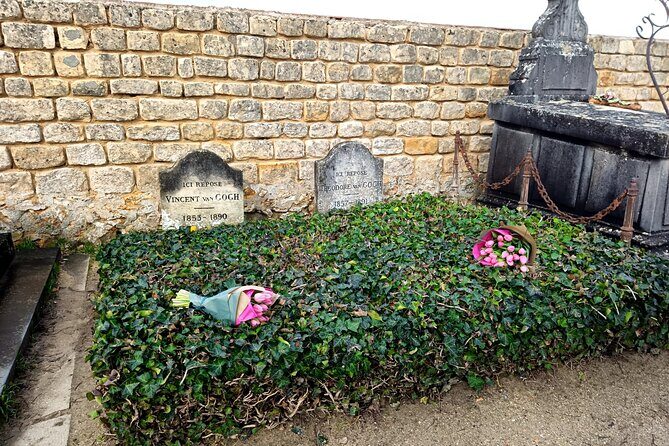 Hiking Adventure in Van Gogh's Footsteps with 6 miles walk - Who Will Love This Tour