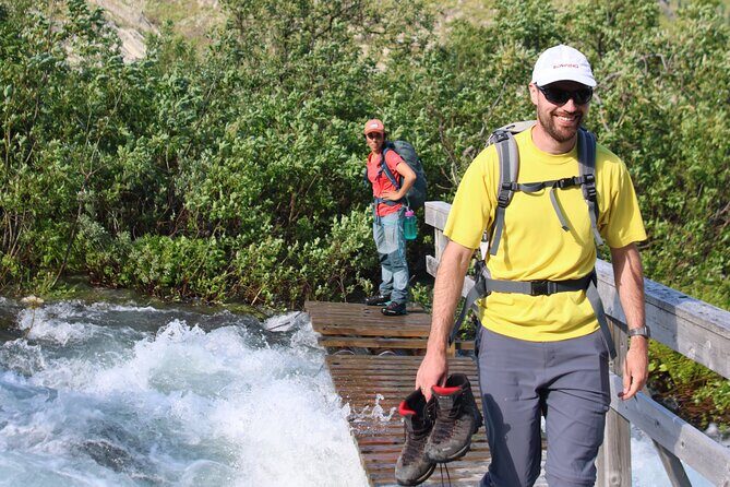 Hiking and Kayaking Experience on Tunsbergdalsbreen - Who Should Consider This Tour?
