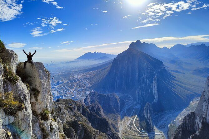 Hiking and Rappelling Adventure in Nido de los Aguiluchos - The Experience Itself: What to Expect From Start to Finish