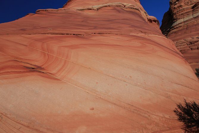Hiking in Kanab: Famous Teepees of Vermilion Cliffs National Monument near Wave - Guides and Group Size