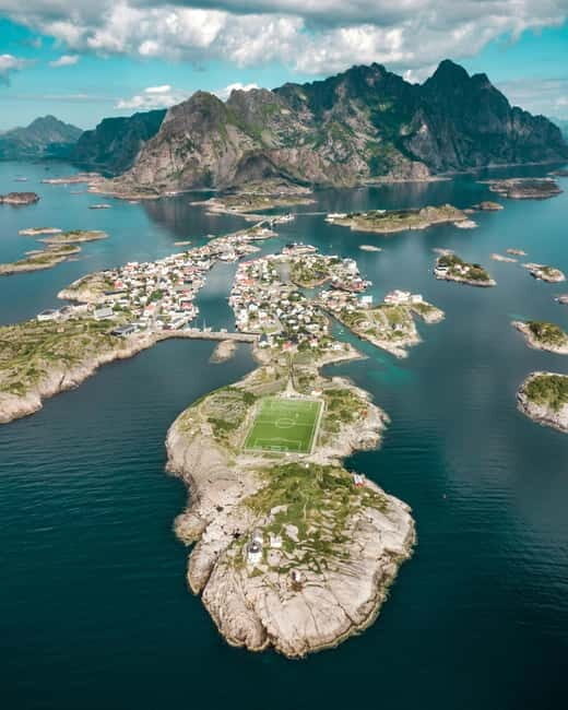 "Hiking in the Lofoten Islands  Guided in French" - Setting the Scene: What to Expect from the Tour