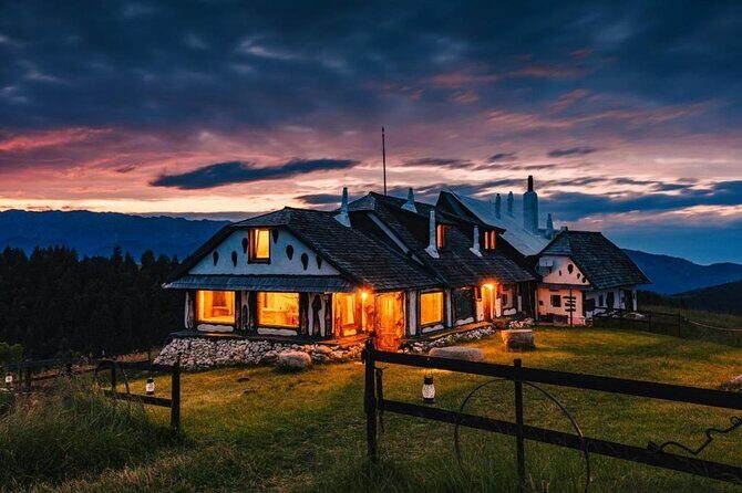 Hiking thought the best mountain villages in Romania-Private tour from Brasov - An In-Depth Look at the Tour