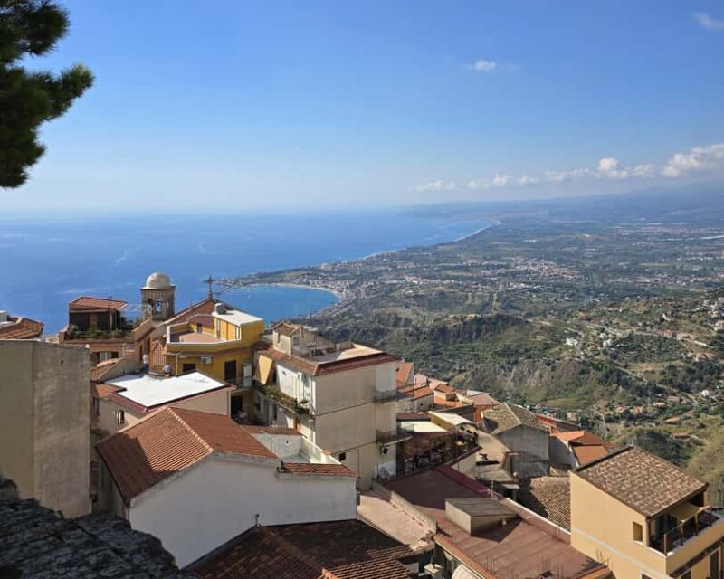 Hiking tour from Taormina to Castelmola on foot - Key Points