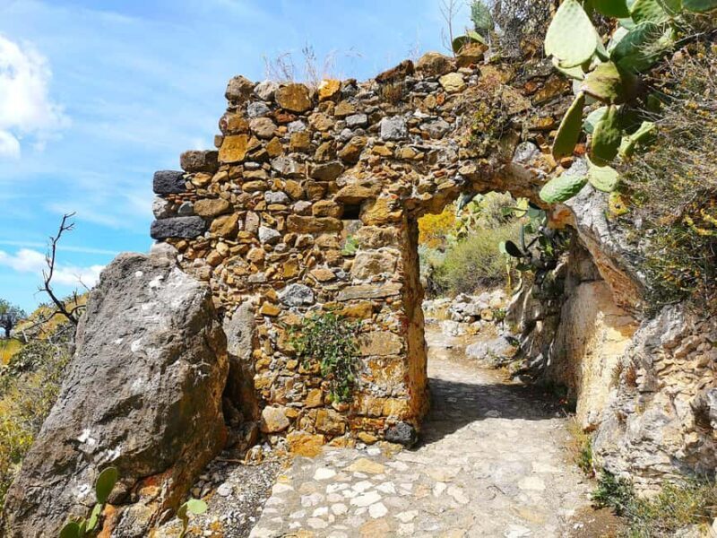 Hiking tour from Taormina to Castelmola on foot - The value of this experience