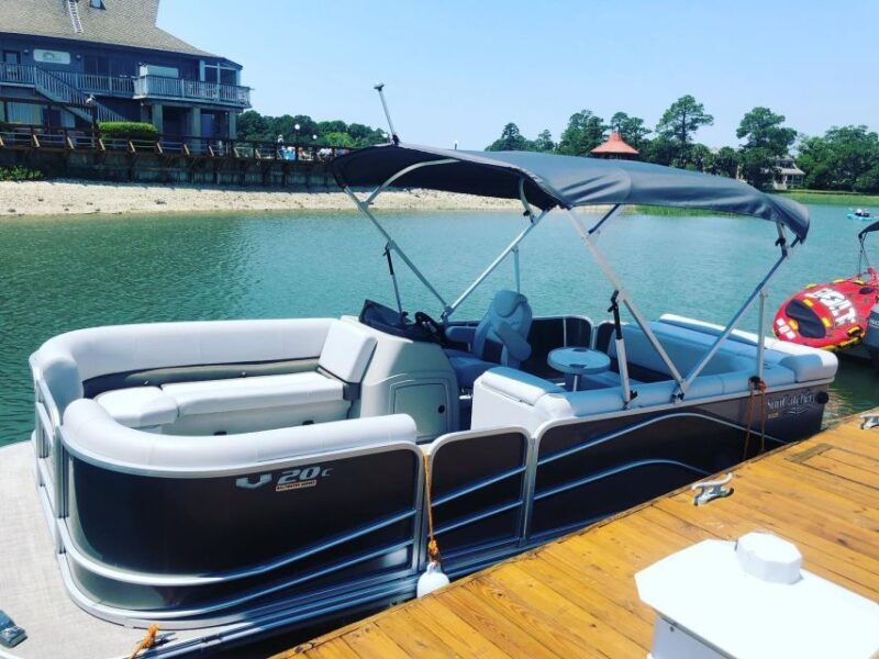 Hilton Head Island: Pontoon Boat Rental - What You Can Expect from the Pontoon Boat Rental