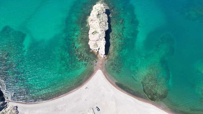 Himalaya Beach: tour of the virgin beach with crystal-clear water - Who Should Consider This Tour?