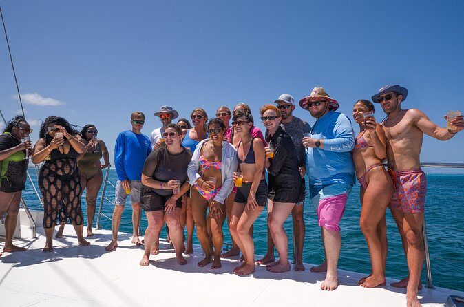 Hip hop party boat, adults only - FAQ