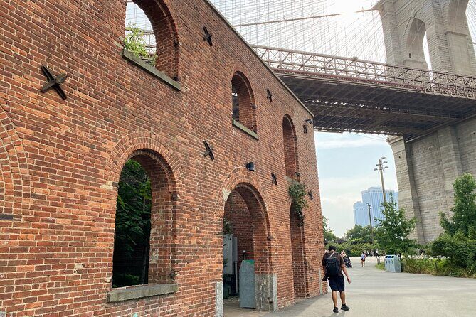 Historic Brooklyn Heights and Trendy Dumbo - A Walk Through Brooklyn Heights and DUMBO