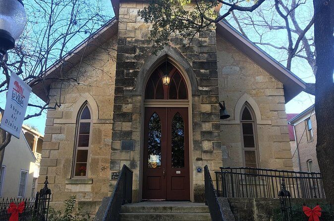 Historic Downtown & Riverwalk Walking Tour - Who Is This Tour Best For?