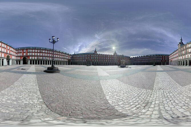 Historic Madrid Virtual Reality Experience with an Official Guide - FAQs