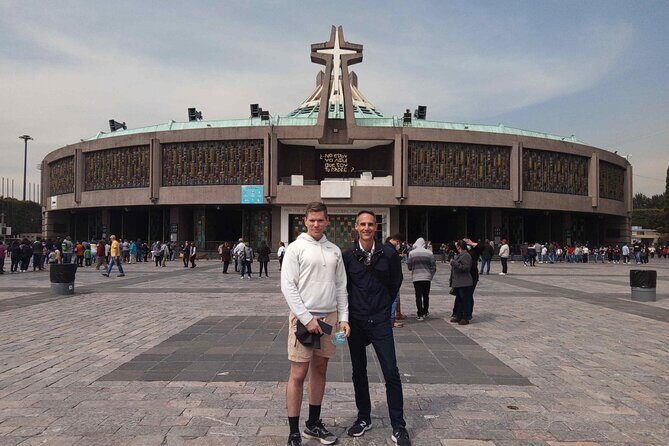 Historic Neighborhoods & Monuments: Hop-On, Hop-Off Mexico City - FAQs