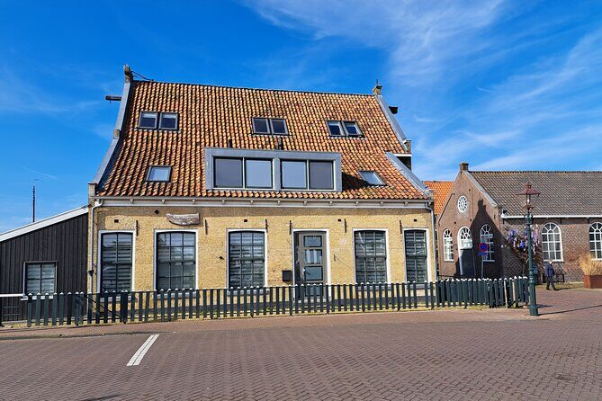 Historic Outdoor Escape in Lemmer - Who Should Try This?