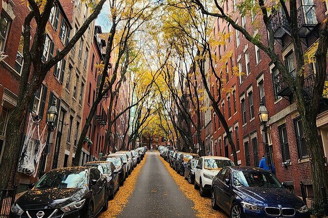 Historic Underground Railroad Walking Photo Tour w Local Guide - Key Points