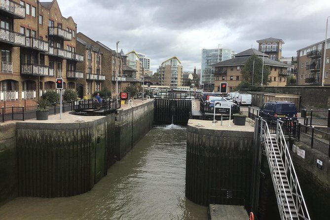 Historic walk of East Londons Wapping Docks and its famous Pubs - The Sum Up