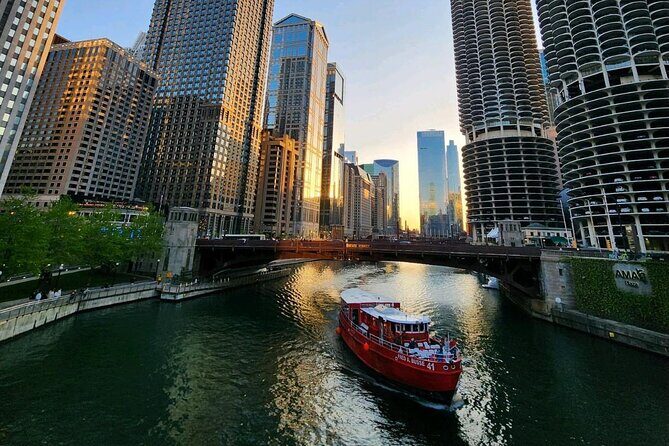 Historical and Architectural Chicago Fireboat River/Lake Cruise - Exploring the Tour Itinerary
