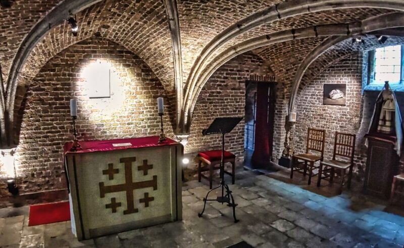 Historical Bruges: Jerusalem Chapel and Univ. of Commerce - FAQ