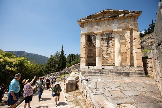 Historical Delphi One Day Tour with Arachova Stop & Expert Guide - Why Travelers Love It (And What They Say)