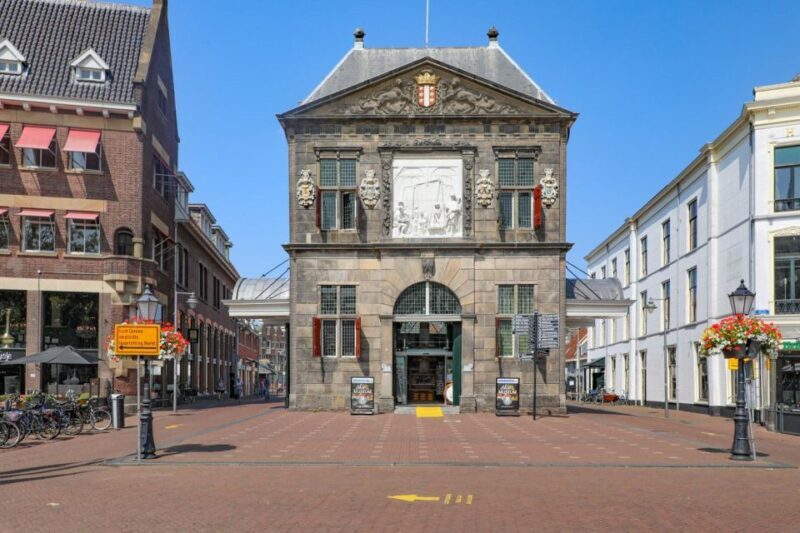 Historical Gouda: Private Tour with Local Guide - A deeper look at the Gouda Private Tour