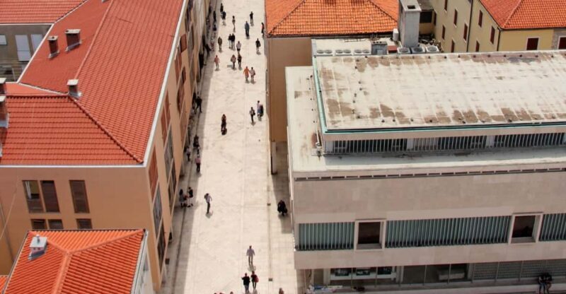 History Walking Group Tour in Old Center of Zadar - FAQs