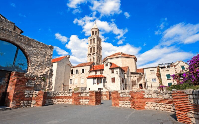 History Walking Group Tour in Split - Introduction