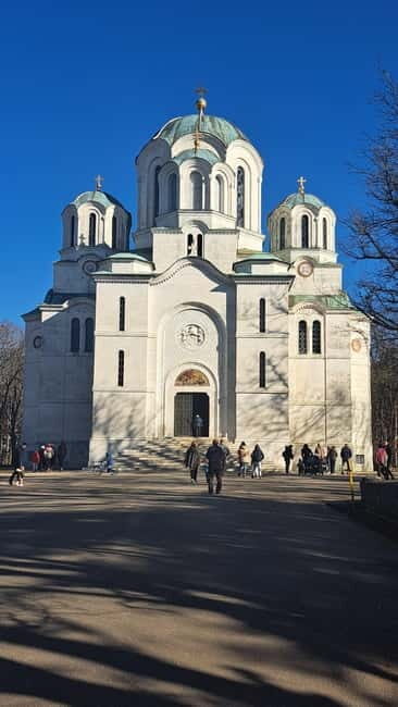 HISTORY WINE & ROYALTY (Avala mountain Topola Oplenac) - Key Points