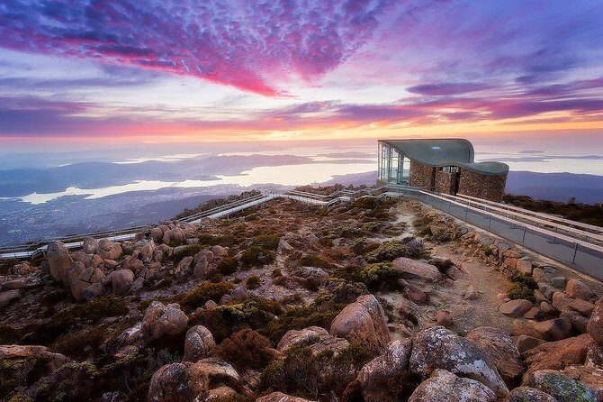 Hobart City Private Charter Service (3 days in advance - Key Points