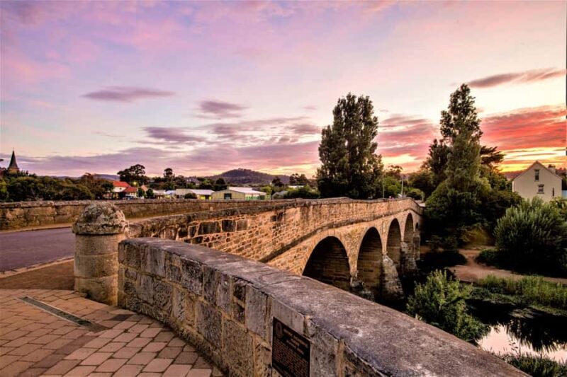 Hobart: Mount Wellington and Richmond Village Shuttle - Key Points