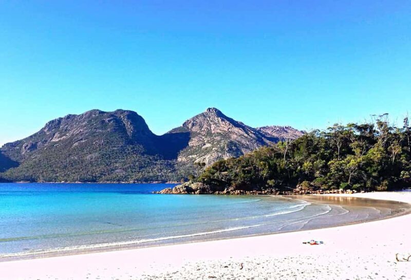 Hobart: Wineglass Bay, Freycinet Park, and Richmond Tour - Key Points