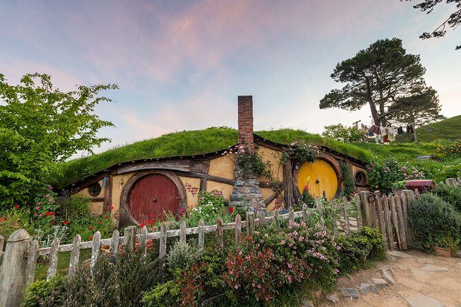 Hobbiton Movie Set& Te Puia Experience Private Tour From Auckland - Frequently Asked Questions