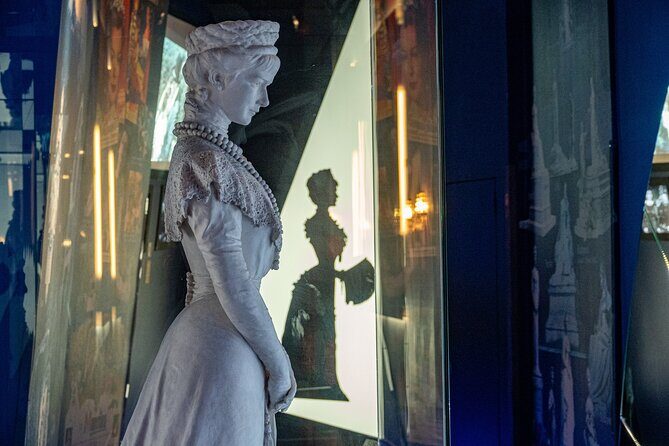 Hofburg Imperial Palace and Sisi Museum Skip the line tour - Key Points