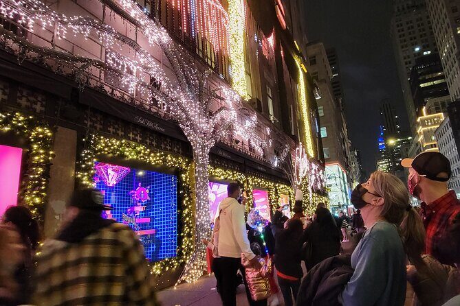 Holiday Lights Extravaganza Walking Tour - Authentic Experiences & Guest Feedback