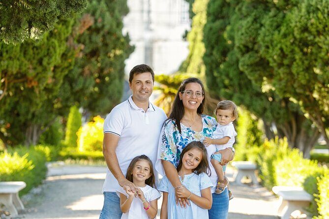 Holiday Photo Shoot with Lisbon Photographer - Key Points