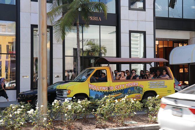 Hollywood and Celebrity Homes Bus Tour - FAQs