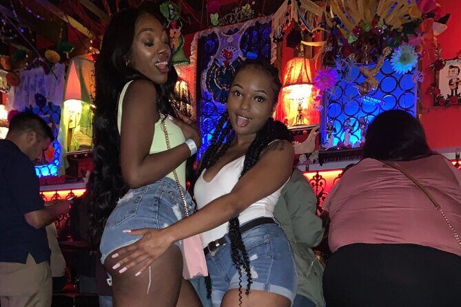 Hollywood Club Crawl in Los Angeles - Why You Might Love This Experience