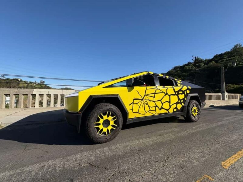 Hollywood Sign Tesla X, Spyder or Cybertruck Tour 2h-2 stops - Key Points