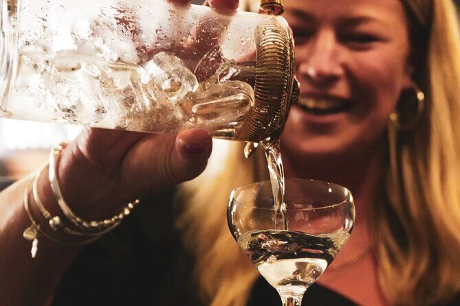 Holyrood Distillery Gin Tasting Experience - A Closer Look at the Holyrood Distillery Gin Tasting Experience