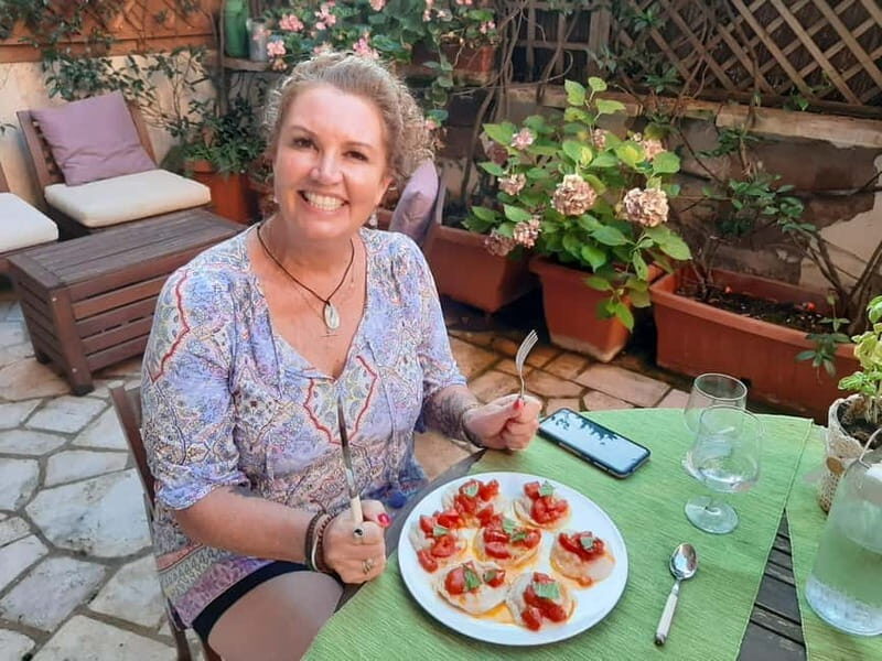 Home Cooking Course: Fresh Pasta with Private Chef in the Heart of Rome - The Experience in Detail