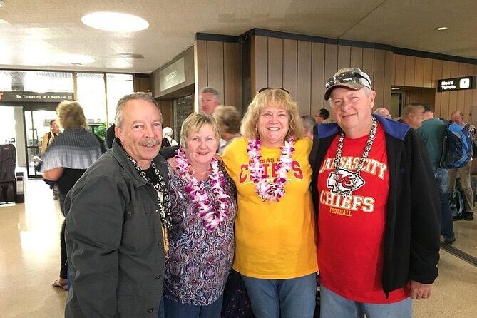 Honeymoon Airport Lei Greeting on Kona Hawai'i - A Detailed Look at the Experience