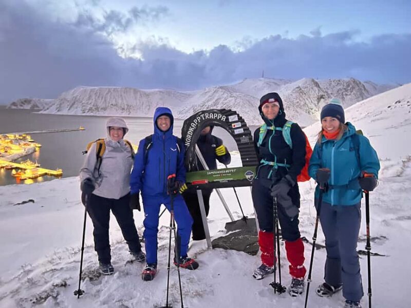 Honningsvåg: Winter Hiking Tour. Northern Lights hunting. - An Overview of the Experience