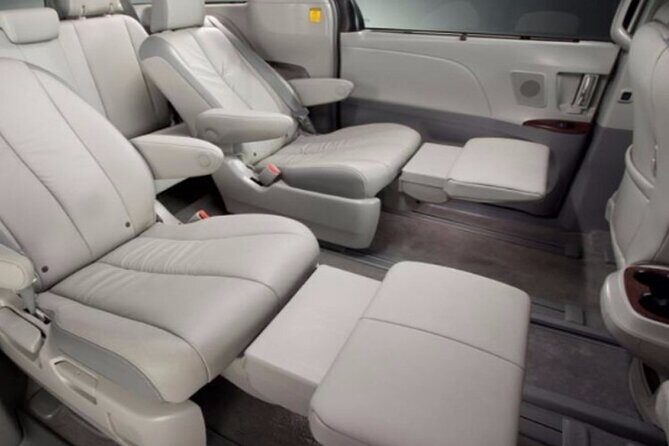 Honolulu Airport & Waikiki Hotels Private Transfer by Minivan (up to 5 people) - FAQ