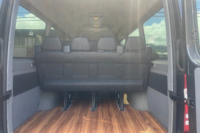 Honolulu Harbor Cruise Terminal Transfer by Luxury Vehicle - FAQ