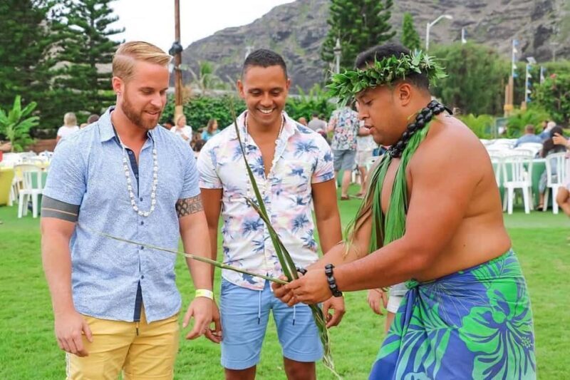 Honolulu: Ka Moana Luau Dinner and Show with Transportation - Key Points