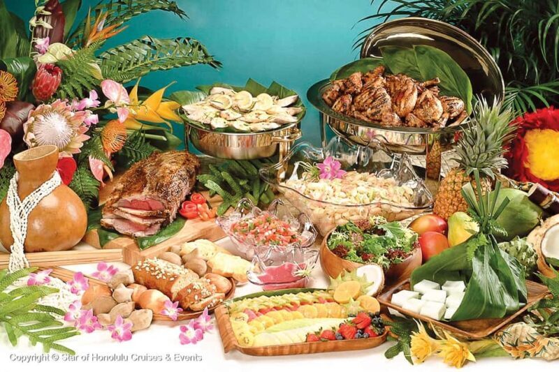 Honolulu: Pacific Star Sunset Buffet and Show - What to Expect on the Pacific Star Sunset Cruise