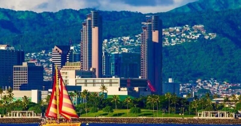 Honolulu: South Shore Open Sail - The Details You Need to Know