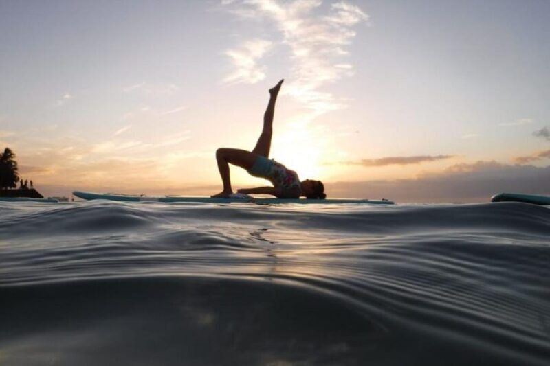 Honolulu: Sunset SUP Yoga Class - How Does the Experience Feel in Practice?