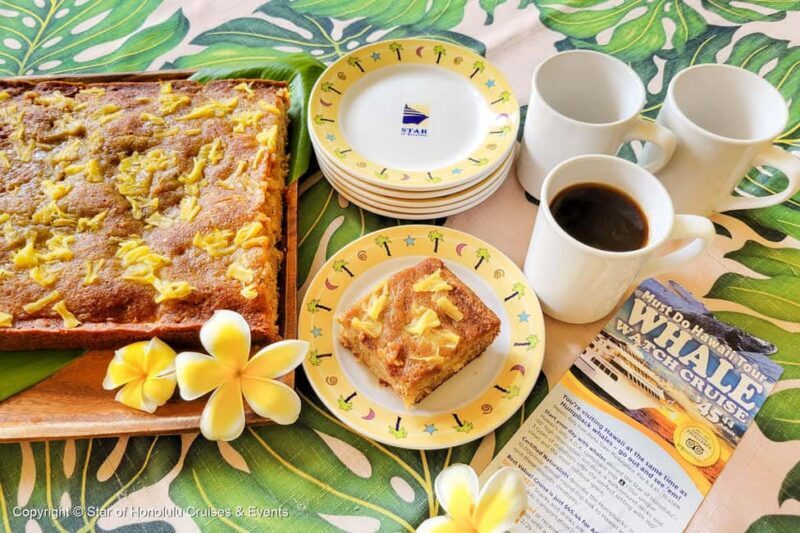 Honolulu: Whale Watching Cruise with Breakfast - Key Points