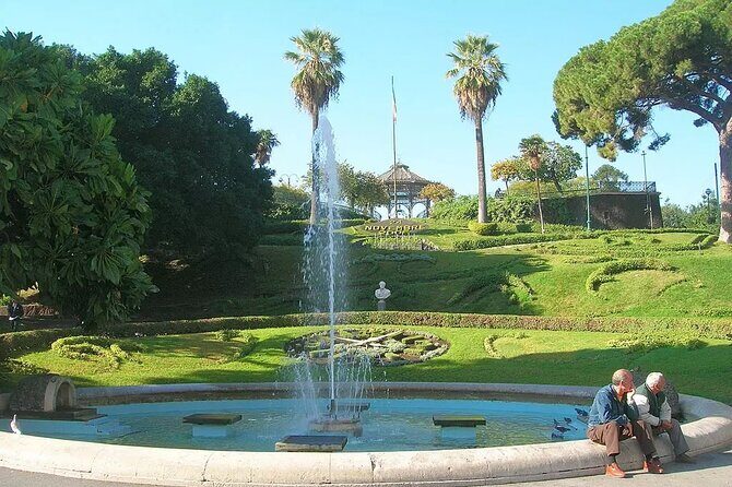 Hop on hop off Catania-Acicastello-Acitrezza panoramic bus - Who Should Consider This Tour?