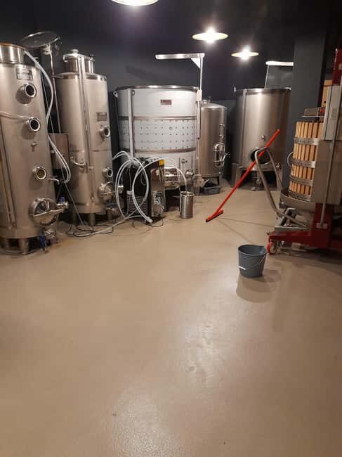 HOPLITA and FRIENDS tasting - Exploring the HOPLITA and FRIENDS Tasting Tour: A Genuine Look