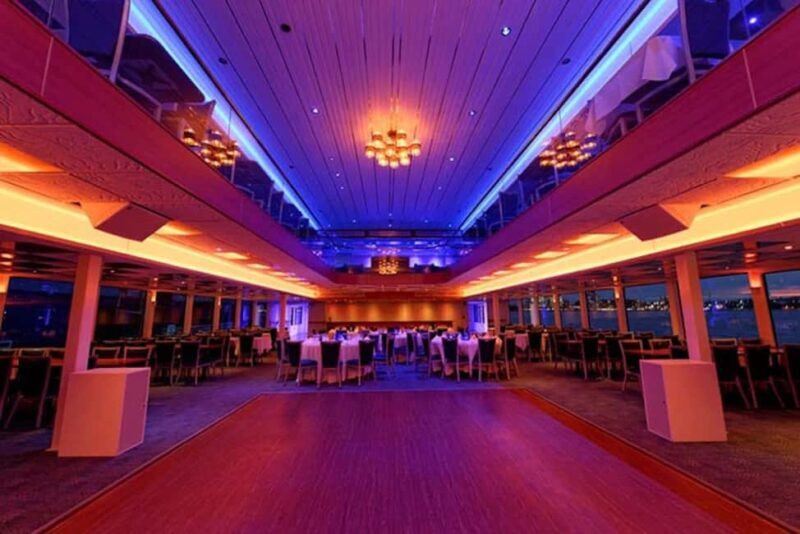 Hornblower Infinity New York New Year's Eve Party - Hornblower Infinity New York New Years Eve Party Review